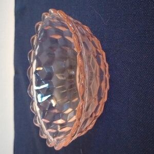 JEANNETTE PINK DEPRESSION GLASS DISH, CUBIST PATTERN, 1929 TO 1933.